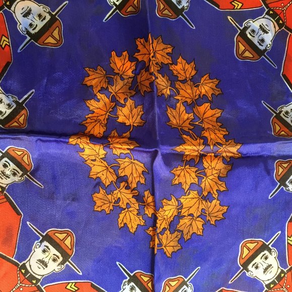 SKEMO Vintage Canadian Soldiers Print Square Scarf Purple Orange 26x27" - Picture 7 of 14